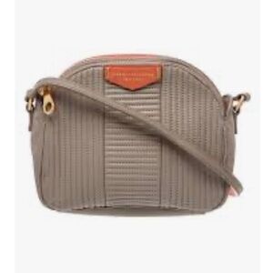 #Marc By Marc Jacobs Downtown Lola Crossbody fair conditions 9x7”